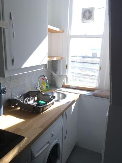 The Bolthole Apartment Limekilns ภายนอก รูปภาพ